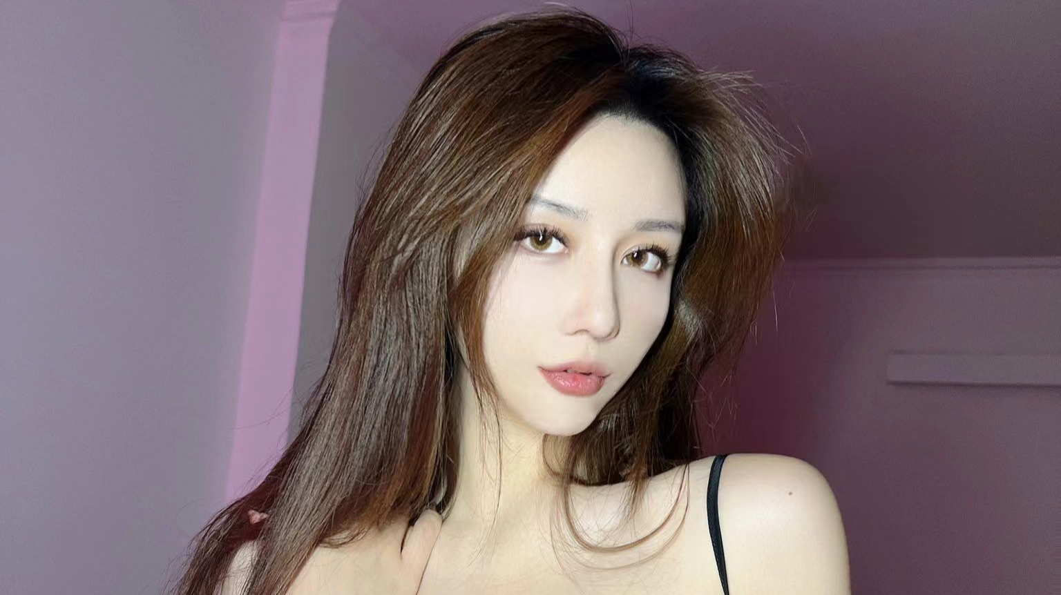 辛尤里的时尚之路从网红到模特的转变